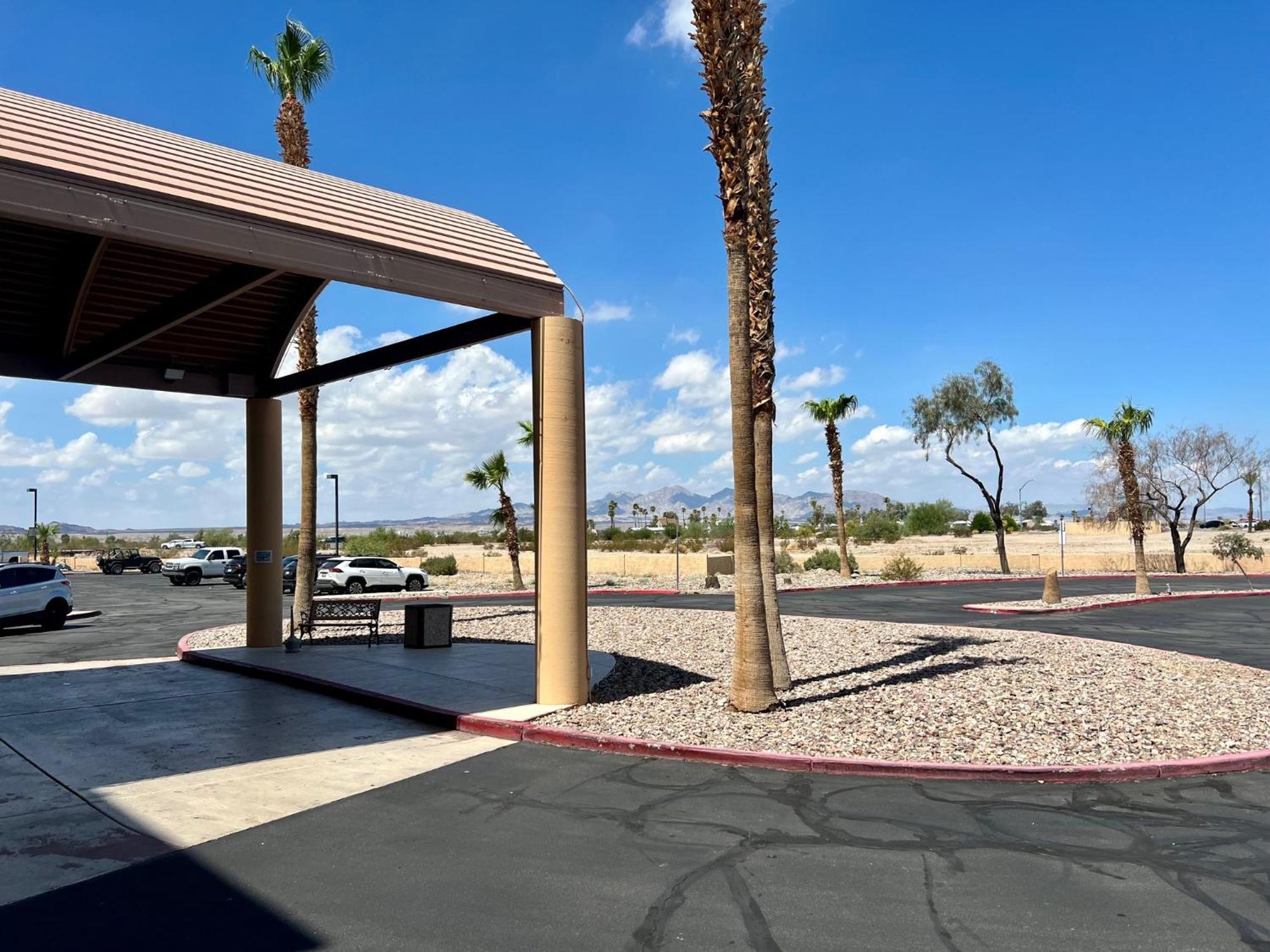 Studio 6 Suites Lake Havasu City Az Exterior photo